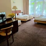 Upper Kurfuerstendamm Berlin