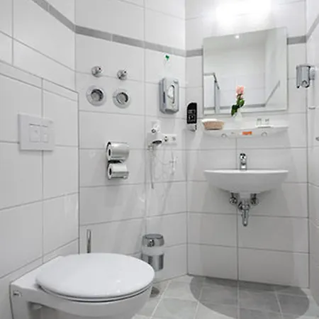 Upper Kurfuerstendamm