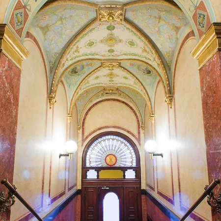 Hotel Upper Kurfuerstendamm 3*