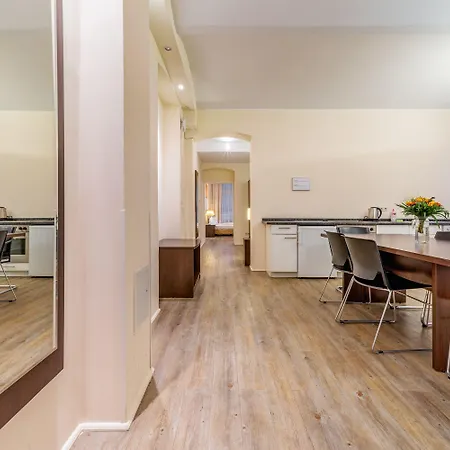 Upper Kurfürstendamm Hotel