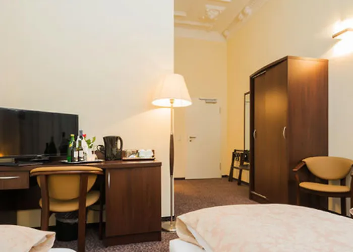 Upper Kurfürstendamm 3*