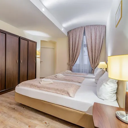 Upper Kurfürstendamm Hotel 3*