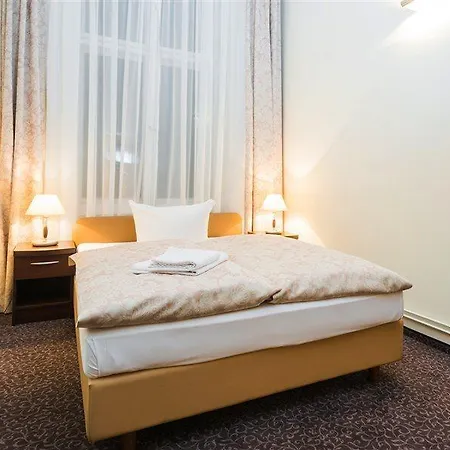 Hotel Upper Kurfuerstendamm Berlín