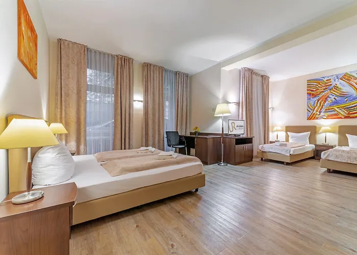 Upper Kurfuerstendamm 3*