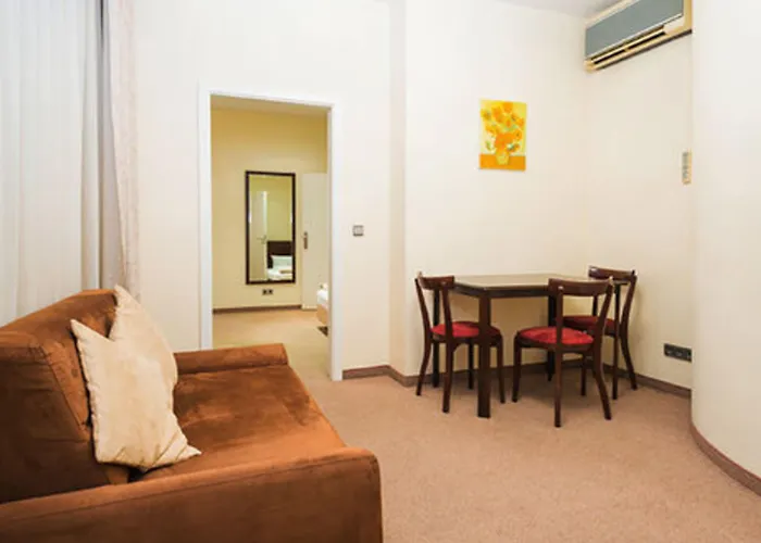 Upper Kurfuerstendamm Hotel