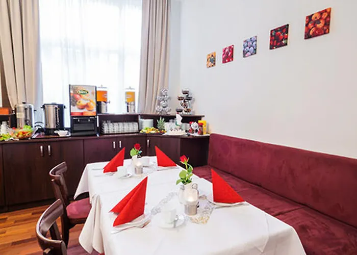 Upper Kurfuerstendamm Berlino