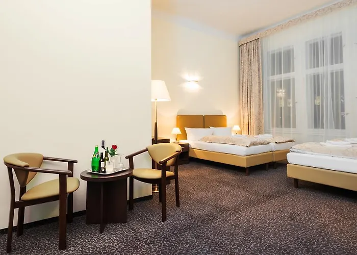 Hotel Upper Kurfuerstendamm 3*