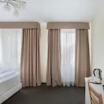 Hotel Upper Kurfuerstendamm 3*