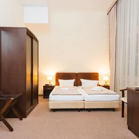 Upper Kurfuerstendamm Hotel Berlín