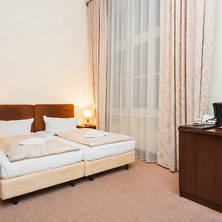 Upper Kurfuerstendamm